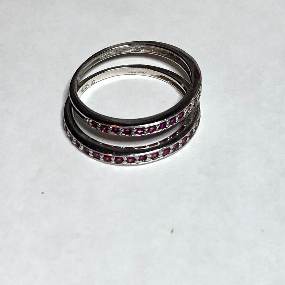 2 Sterling Ruby Band Rings - Picture 4 of 4